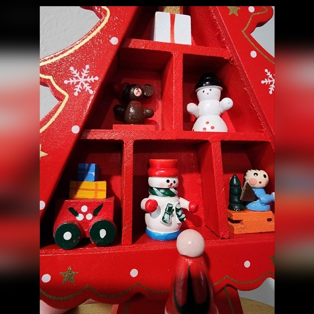 Vintage mini wooden Santa's toy workshop decor Brand New In Box - Picture 5 of 11